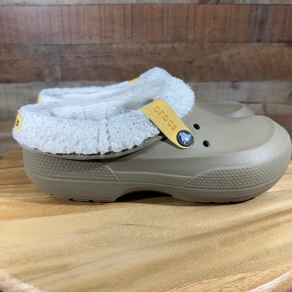 Crocs Clogs Men 10 Womens 12 Tan Shorty Clog Lined Faux Fur Sherpa Slip On Mules